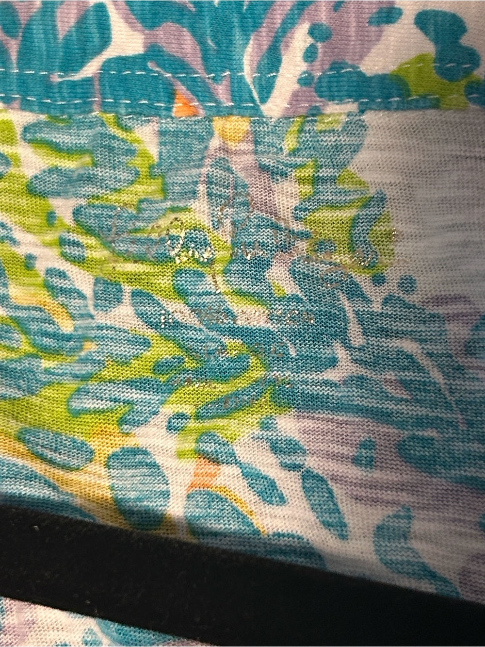 Bright Floral Sleeveless Tank Top — Multicolor - Picture 3 of 3